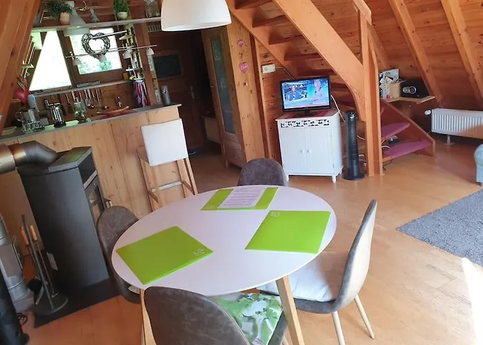Nurdachhaus Mit Kaminofen Und Grossem Grundstueck