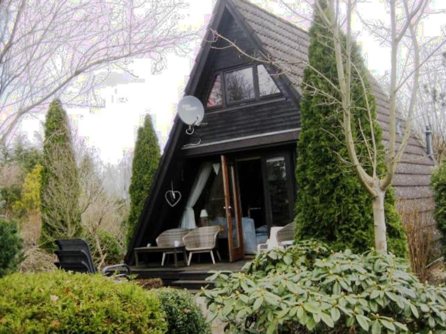 Holiday home Nurdachhaus Mit Kaminofen Und Grossem Grundstueck *